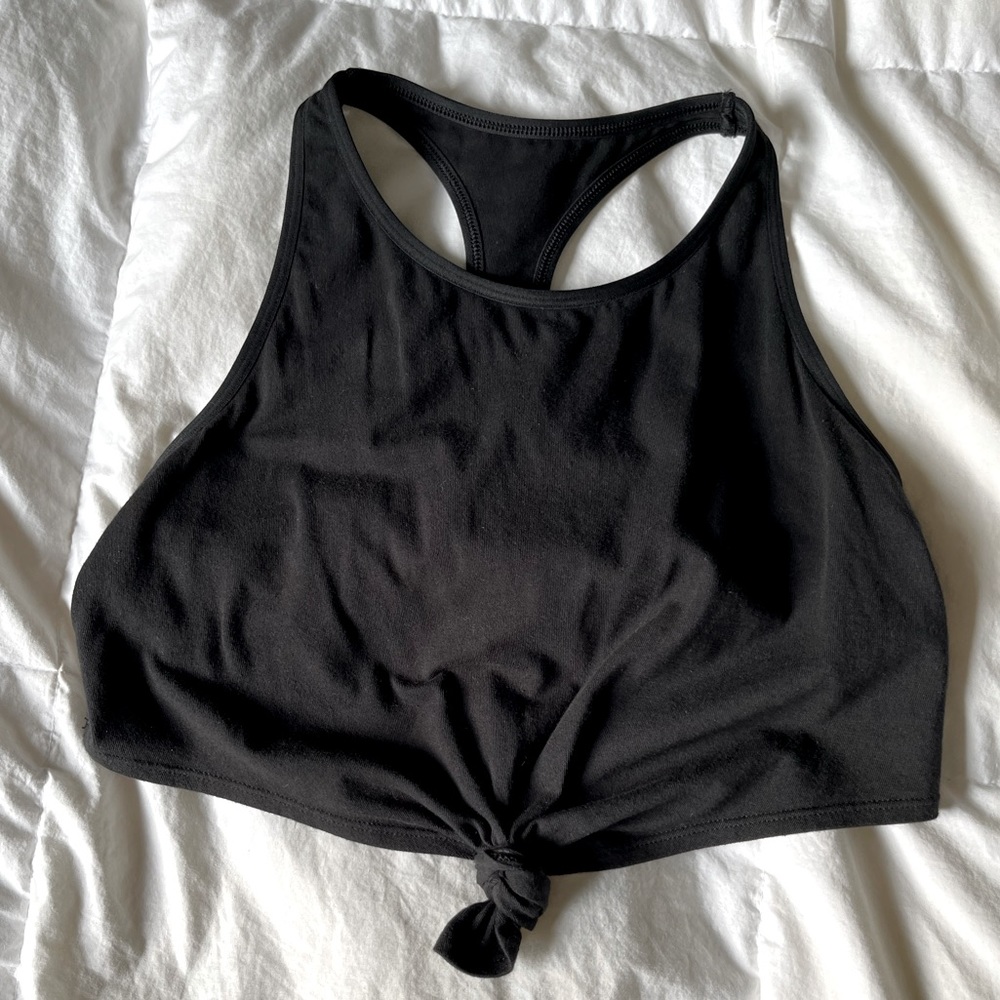 Aerie Chill. Play. Move. Black Tie-front SportsBra/Lined Crop Tank. Size small.